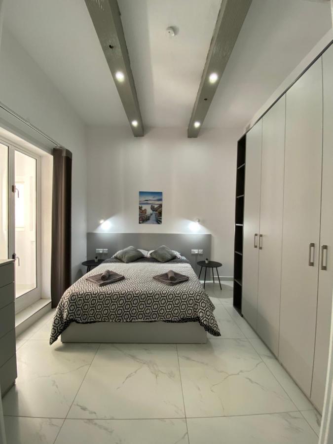 Seaside Apartment In Gzira Buitenkant foto